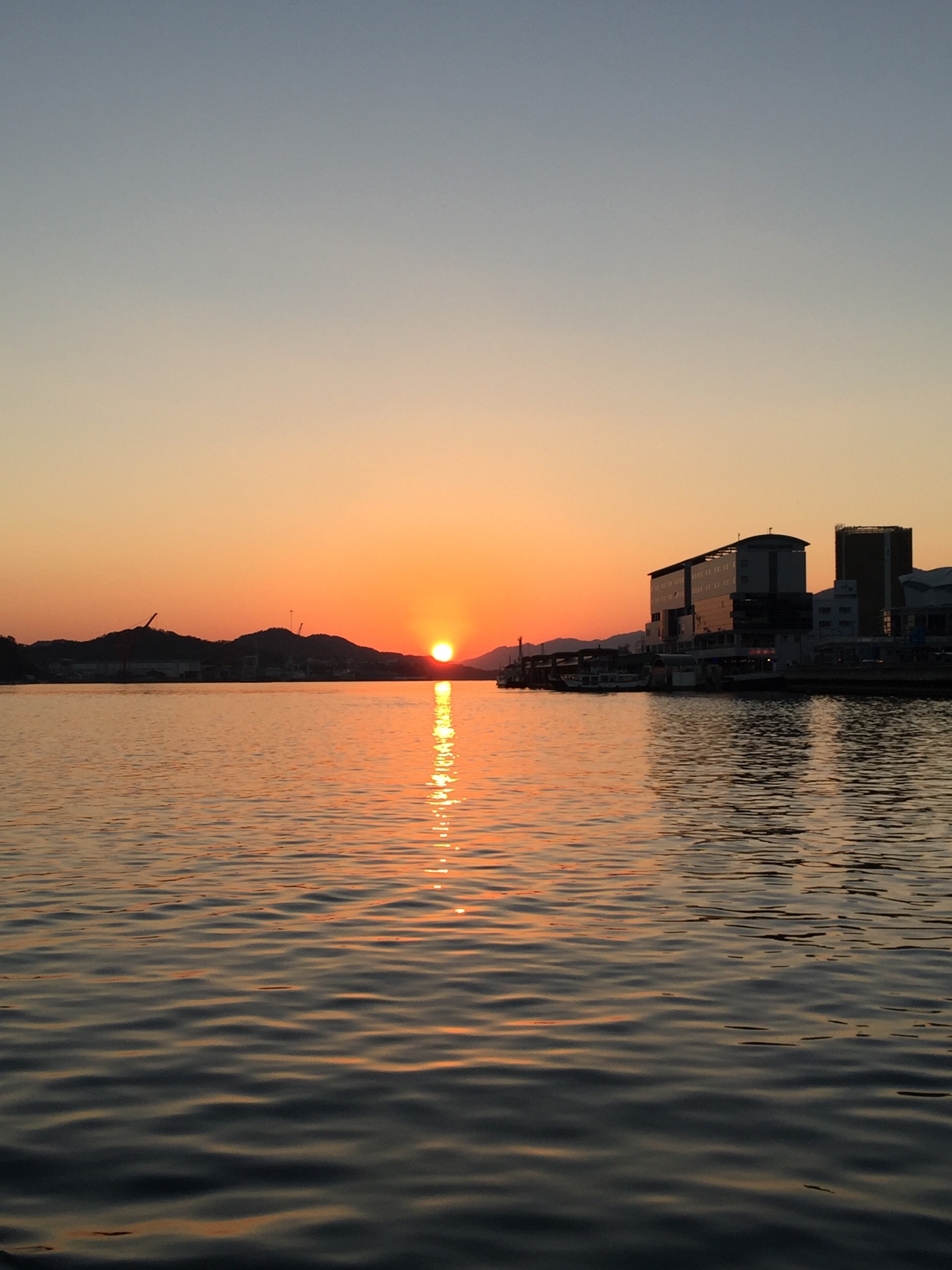 B&B潮風 尾道水道夕日